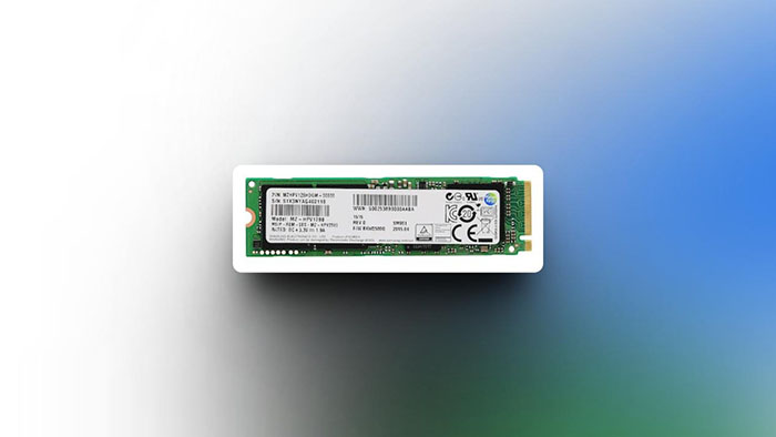 2015年-最早采用NVMe协议M.2接口的商用硬盘之一三星SM951 2015年-最早采用NVMe协议M.2接口的商用硬盘之一三星SM951